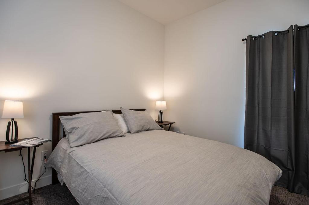 The Mac Shack By Revelstoke Vacations Apartment Exterior foto